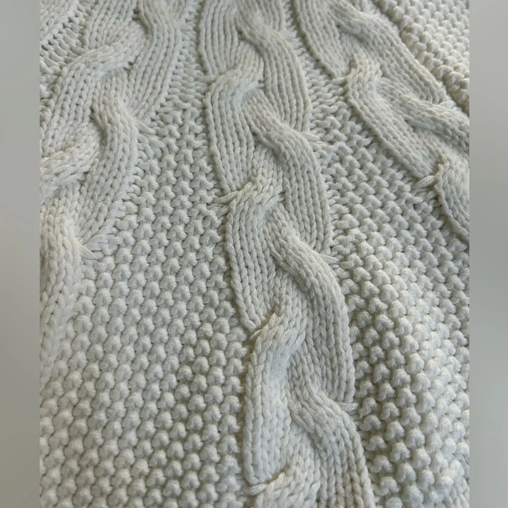 Carter’s 2T Sleeved Cable Knit Poncho with Fold Over Turtleneck Cotton Blend EUC